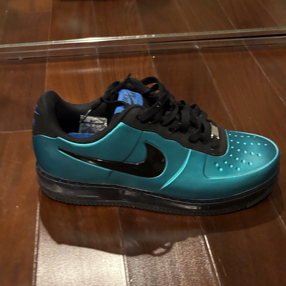 Nike Air Force 1 Low Foamposite Mes’s Gren and Black Sneakers - Picture 1 of 3